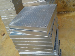 鋼格柵蓋板有什么應(yīng)用優(yōu)勢?「泰江鋼格板」 鋼格柵蓋板有什么應(yīng)用優(yōu)勢?「泰江鋼格板」