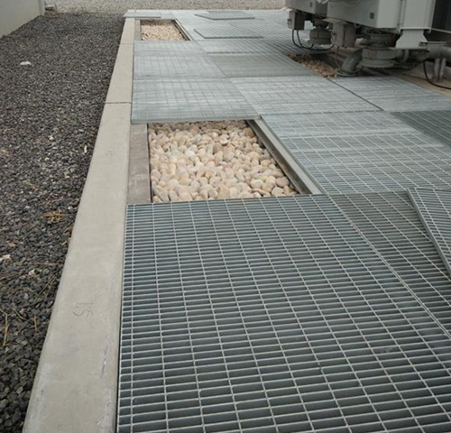 鍍鋅鋼格柵板應(yīng)用在變電站事故油池項(xiàng)目-鍍鋅鋼格板 鍍鋅鋼格柵板應(yīng)用在變電站事故油池項(xiàng)目-鍍鋅鋼格板